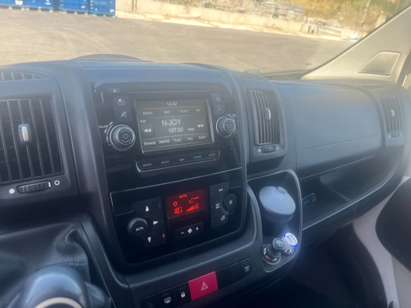 Citroen Jumper, снимка 12 - Бусове и автобуси - 52395822