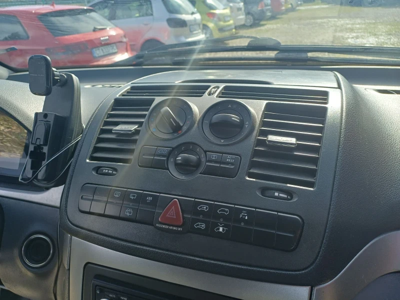 Mercedes-Benz Vito 115cdi, Klimatik, снимка 11 - Бусове и автобуси - 53590803