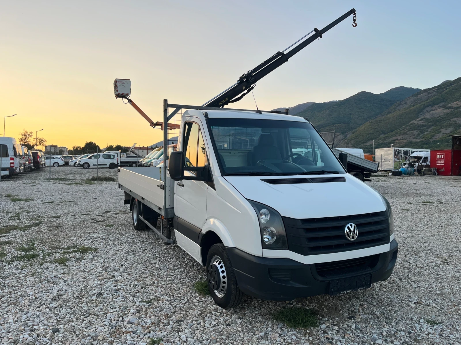 VW Crafter  5   4.30 3.5     | Mobile.bg   1