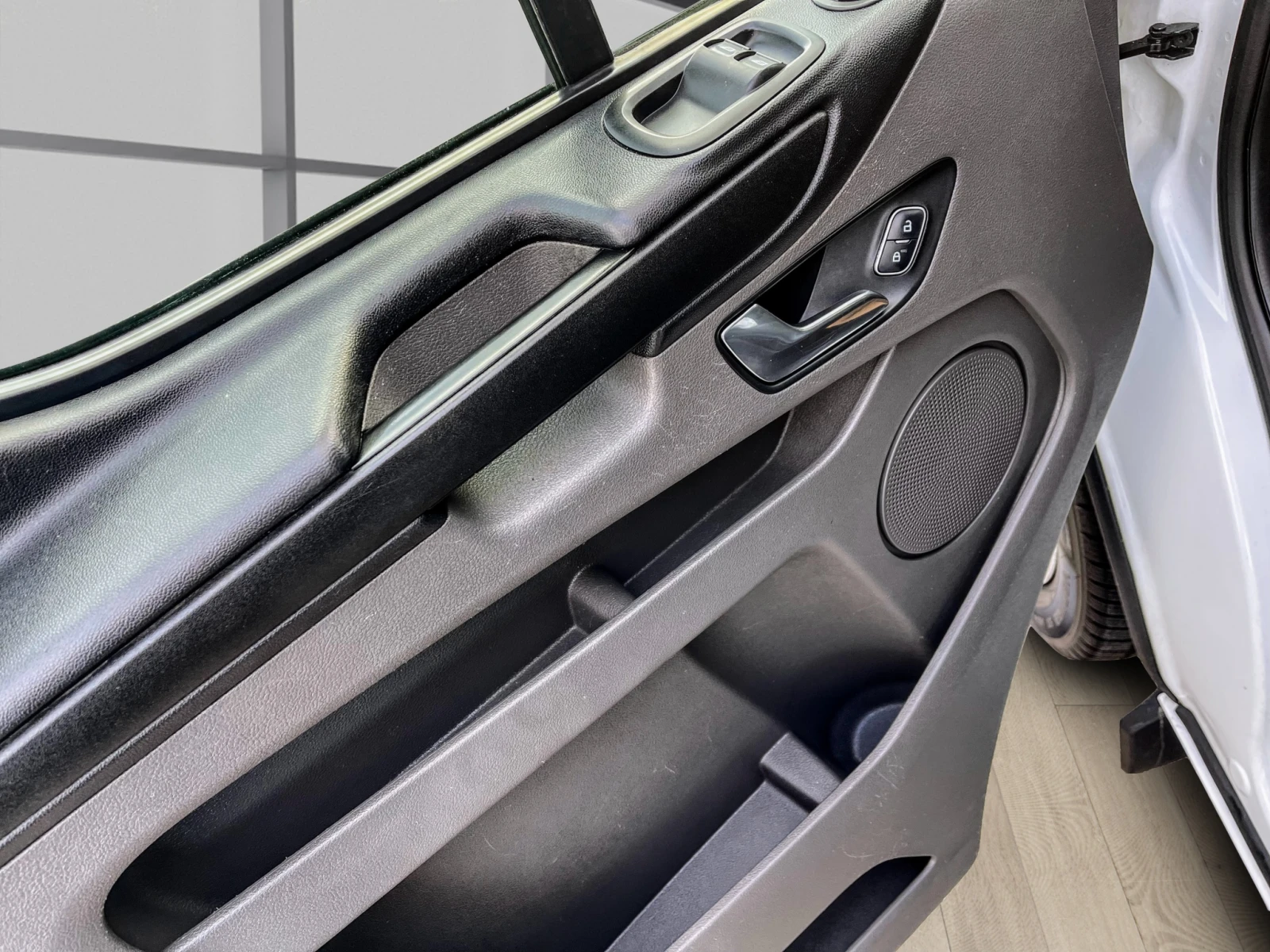 Ford Transit Custom 2.0 TDCI  - изображение 6