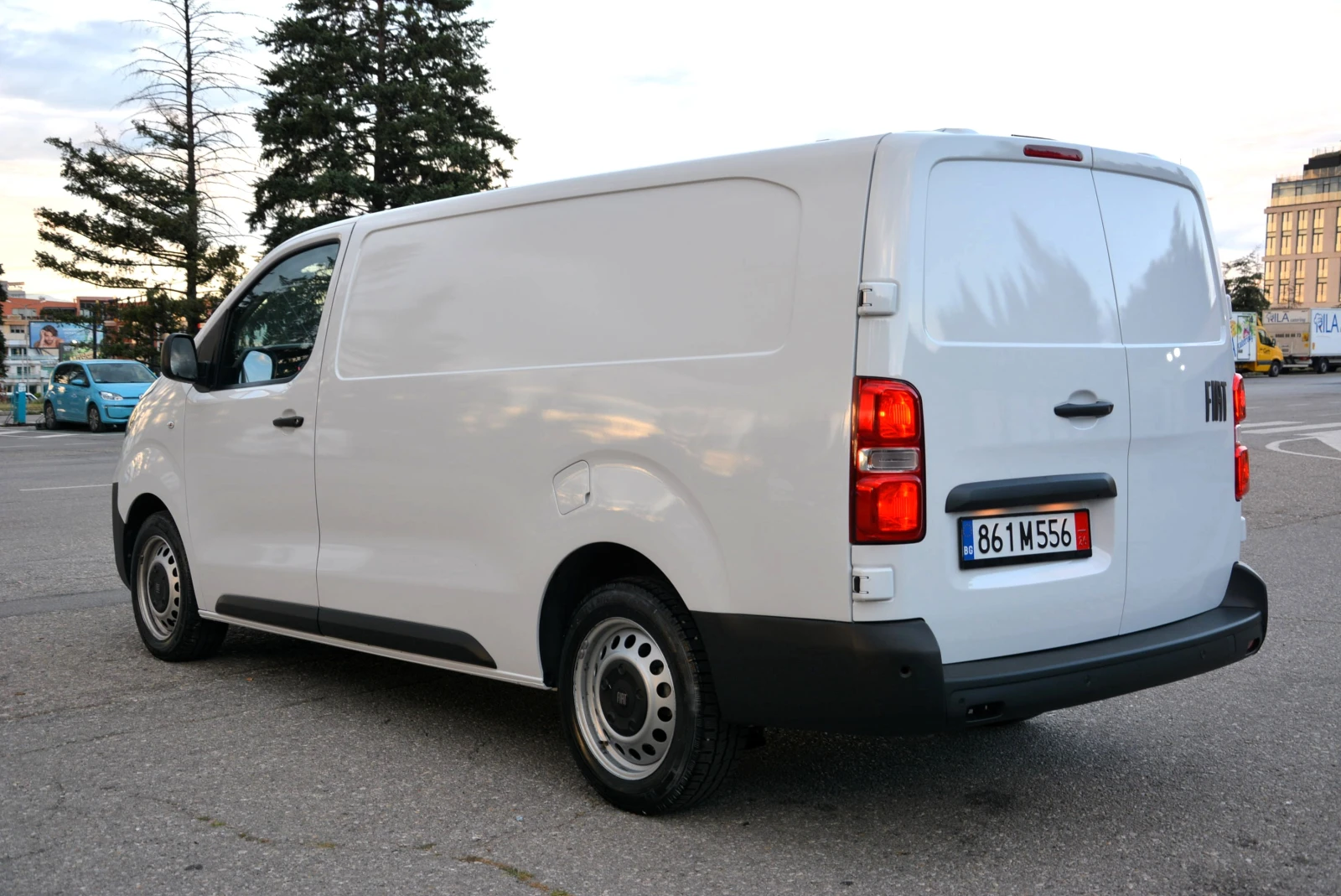 Peugeot Expert 2.0 HDI L3 2+ 1 10 k km Navi Autopilot 360 Camera, снимка 3 - Бусове и автобуси - 55267323