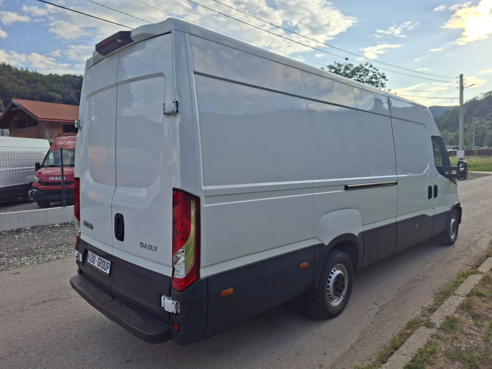 Iveco Daily 35s18* MAXI* КЛИМА* NAVI, снимка 5 - Бусове и автобуси - 55196585
