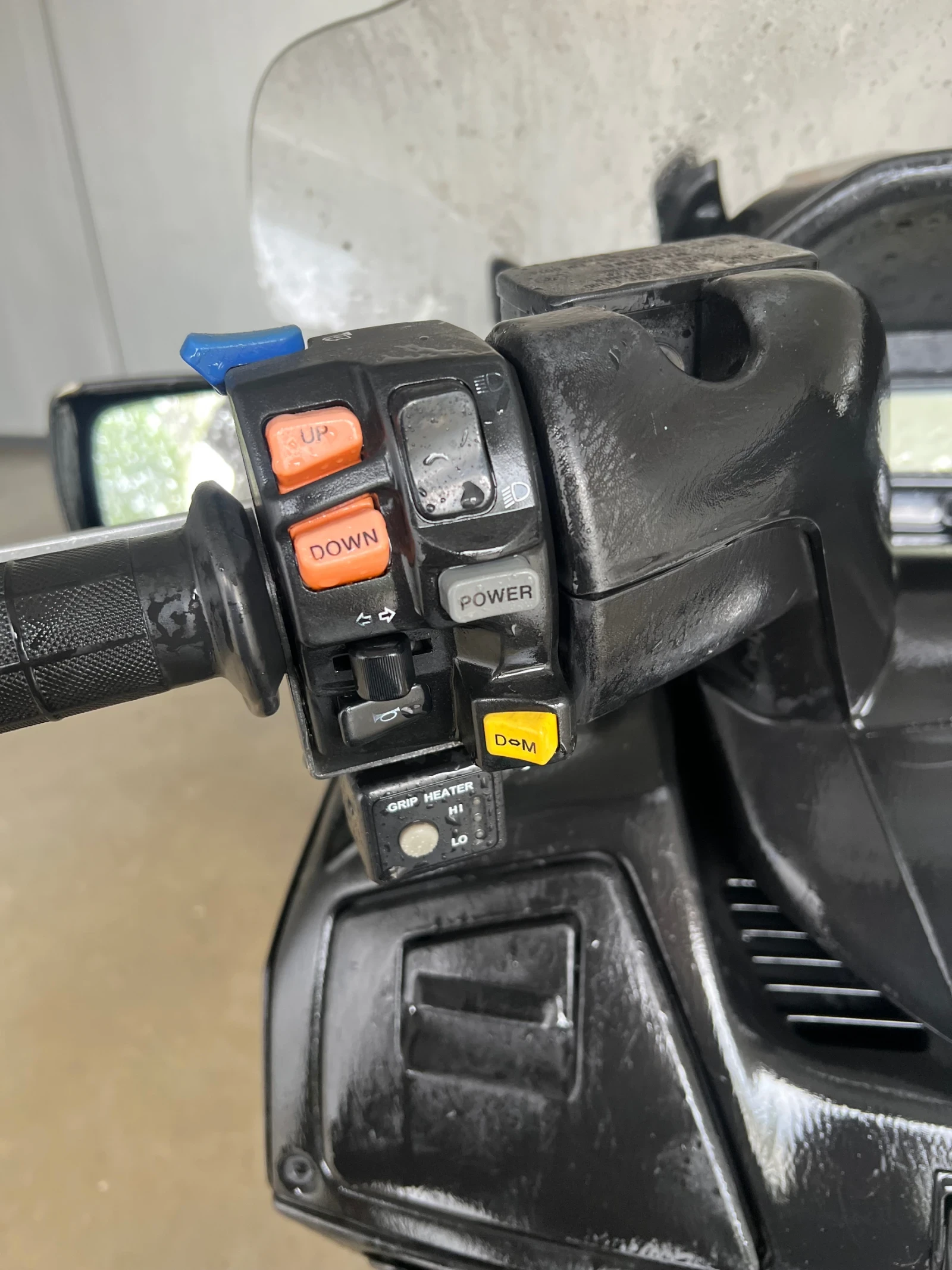 Suzuki Burgman 650 - изображение 6