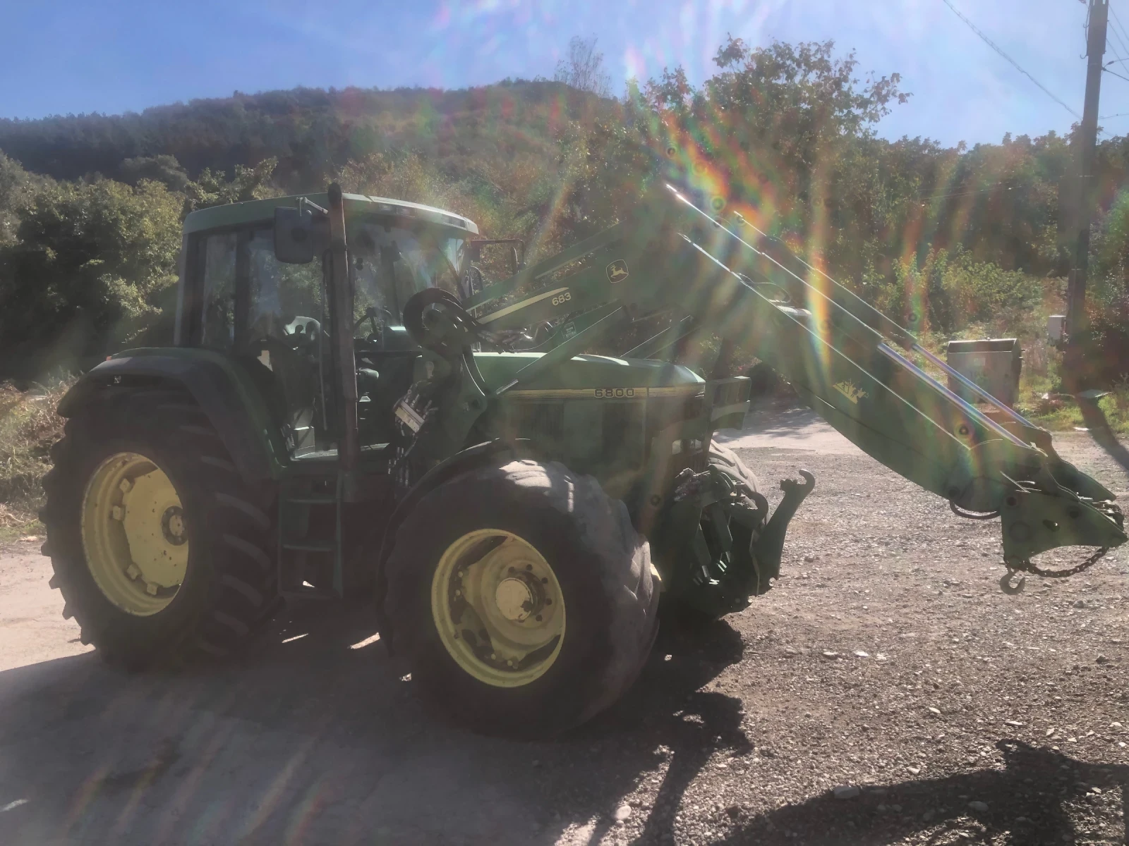 Трактор John Deere 6800 с товарач 683 - изображение 3