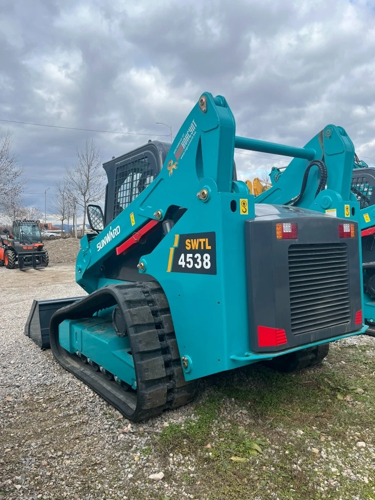 Мини челни товарачи Sunward SWTL4538