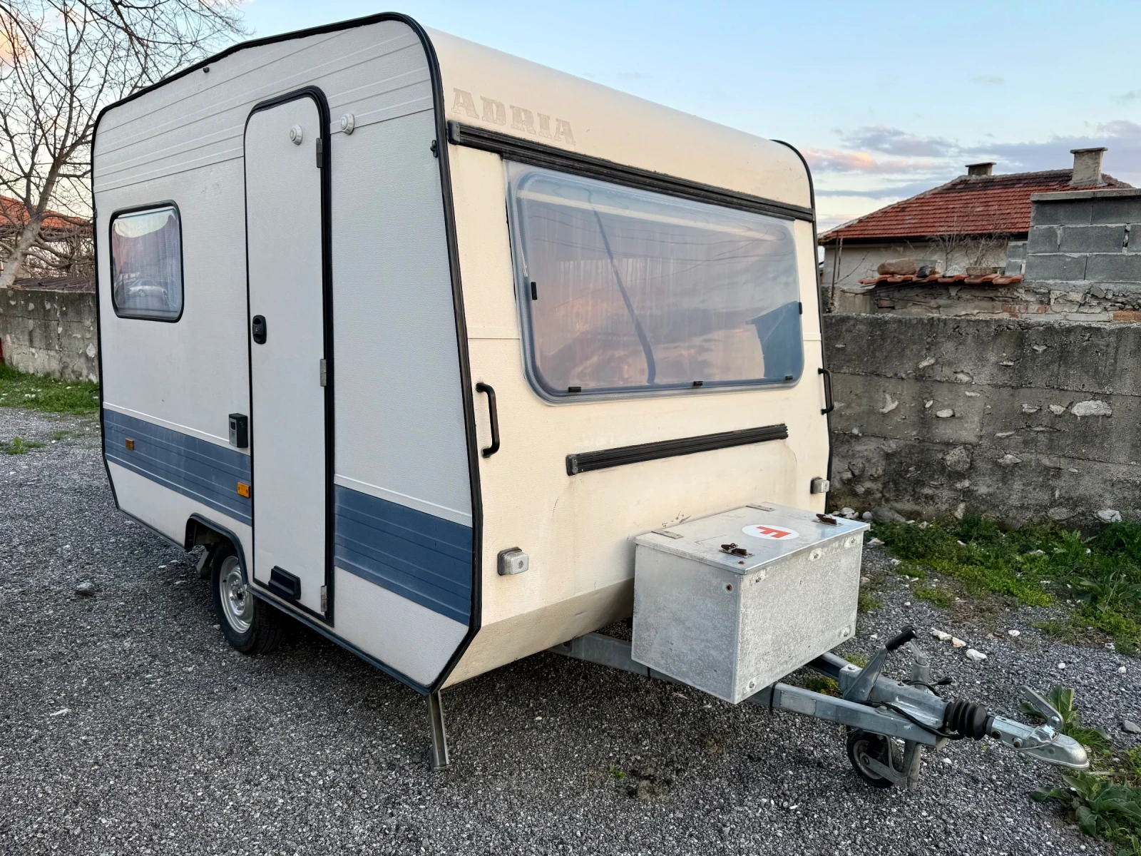 Каравана Adria