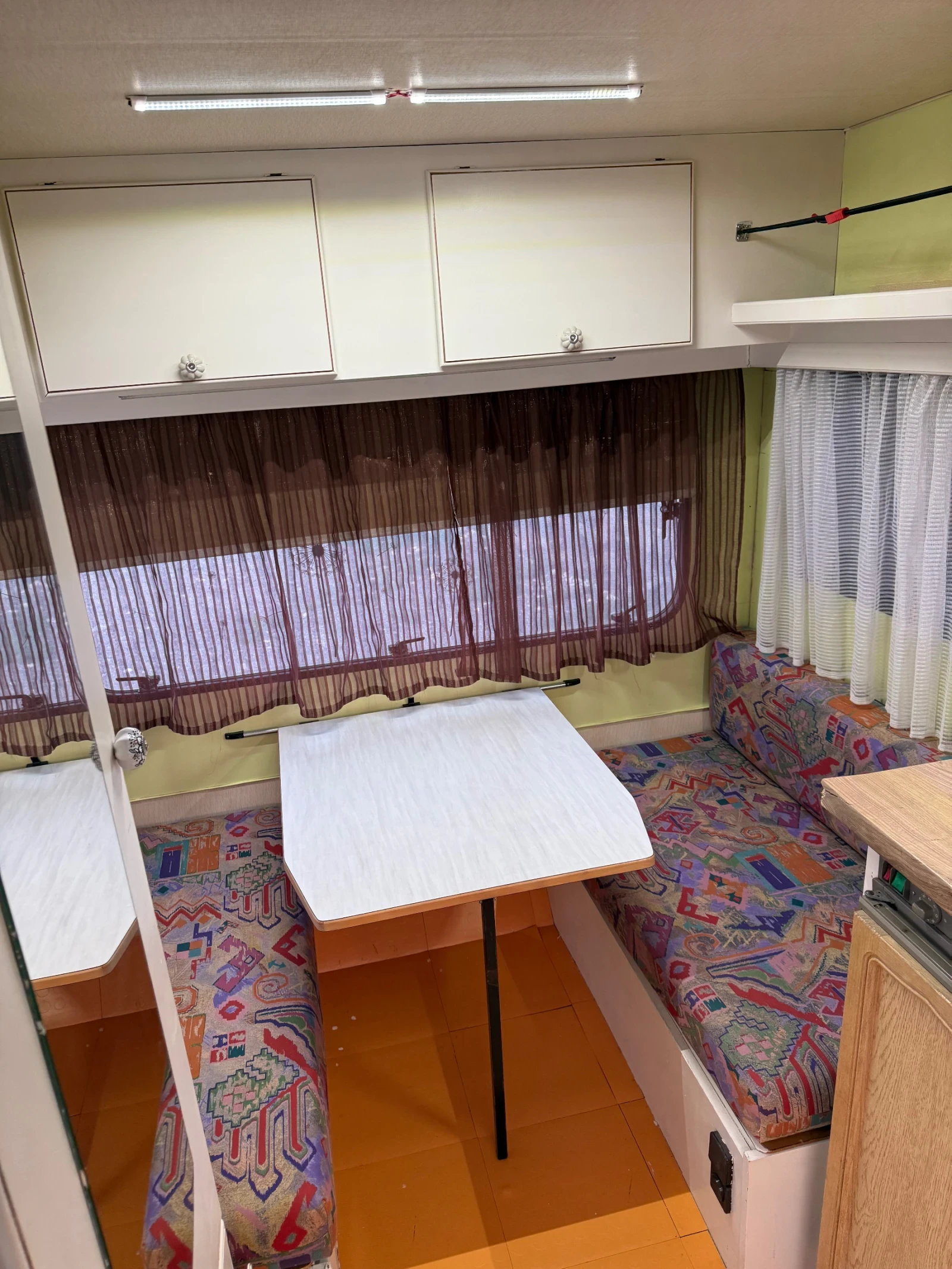 Каравана Adria, снимка 11 - Каравани и кемпери - 54102483