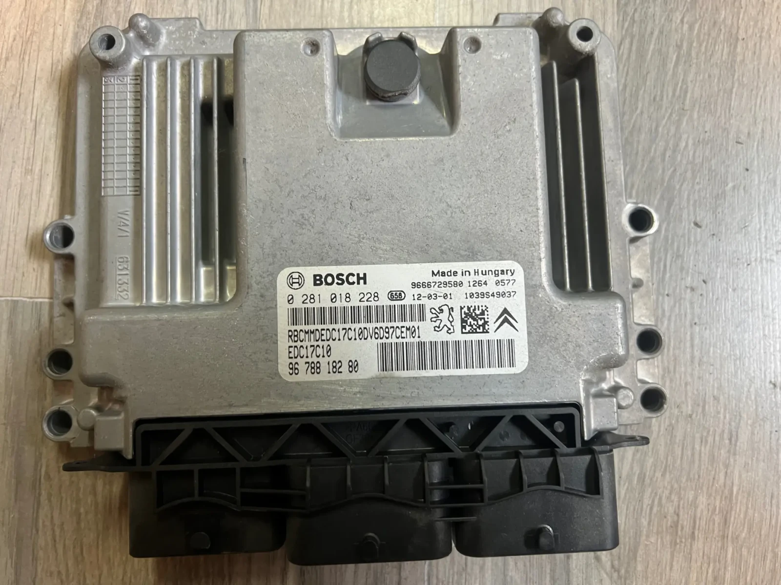 0281018228 �������� �������� CITROEN BERLINGO 1.6HDI 9678818280 EDC17C10 0 281 018 228 96 788 182 80 | Mobile.bg � ����������� 1