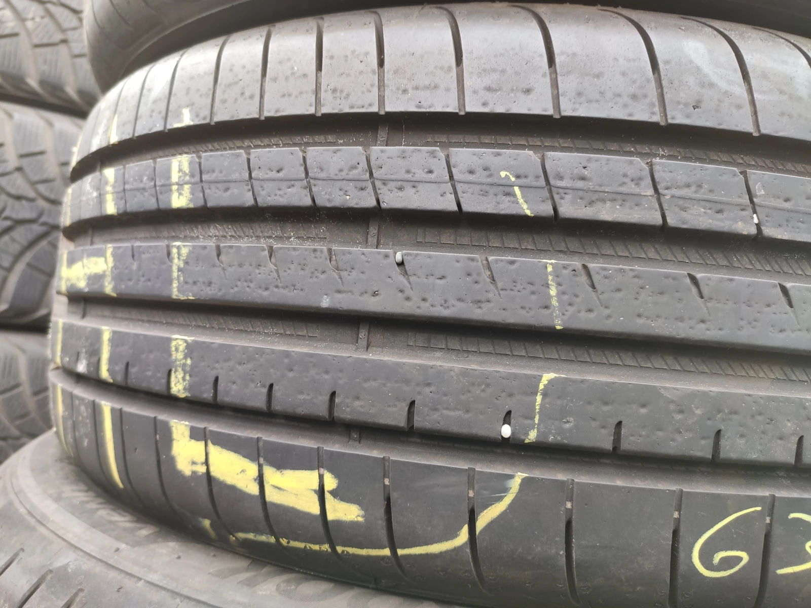 Гуми Летни 205/45R17, снимка 3 - Гуми и джанти - 55581215