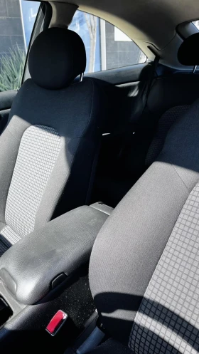 Mercedes-Benz C 200, снимка 13