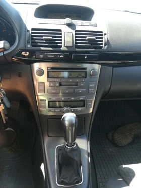 Toyota Avensis 2.0 D4D, снимка 10