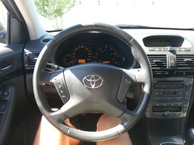 Toyota Avensis 2.0 D4D, снимка 12