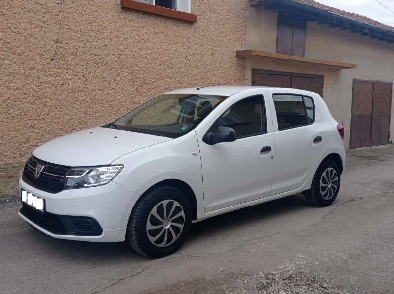 Dacia Sandero, снимка 2 - Автомобили и джипове - 47587779