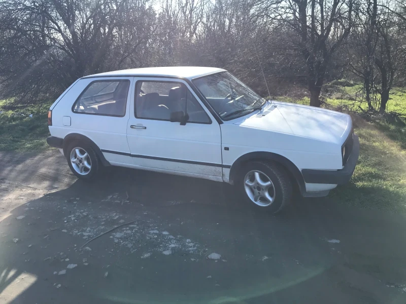 VW Golf, снимка 2 - Автомобили и джипове - 48174089