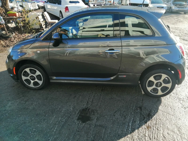 Fiat 500 Electro, снимка 5 - Автомобили и джипове - 48910573