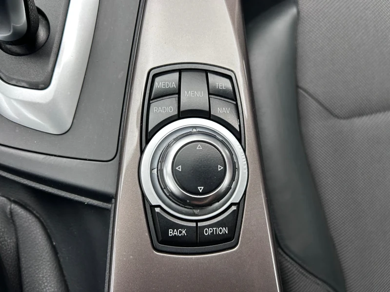 BMW 320 d Modern 318d, снимка 17 - Автомобили и джипове - 49236703