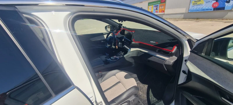 Peugeot 3008 GT Plug-in HYBRID 4x4 300HP 360Camera * масаж , снимка 10 - Автомобили и джипове - 51651009