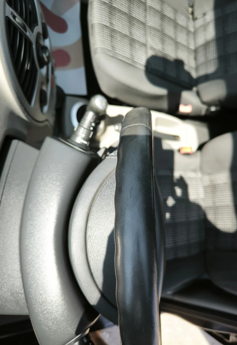 Renault Modus 1.6i 16V - 90hp, снимка 10 - Автомобили и джипове - 51774464