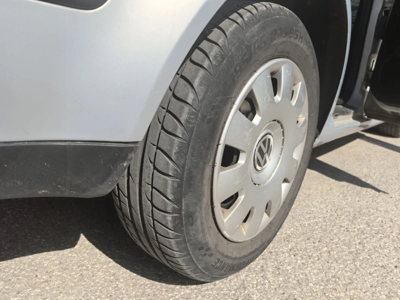 VW Bora, снимка 10 - Автомобили и джипове - 52434615