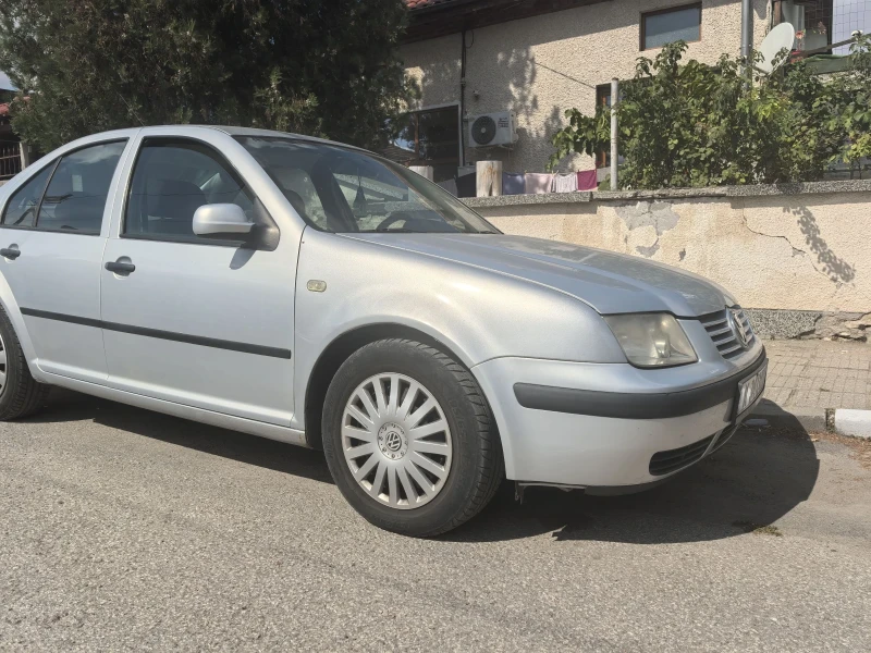 VW Bora, снимка 2 - Автомобили и джипове - 52434615