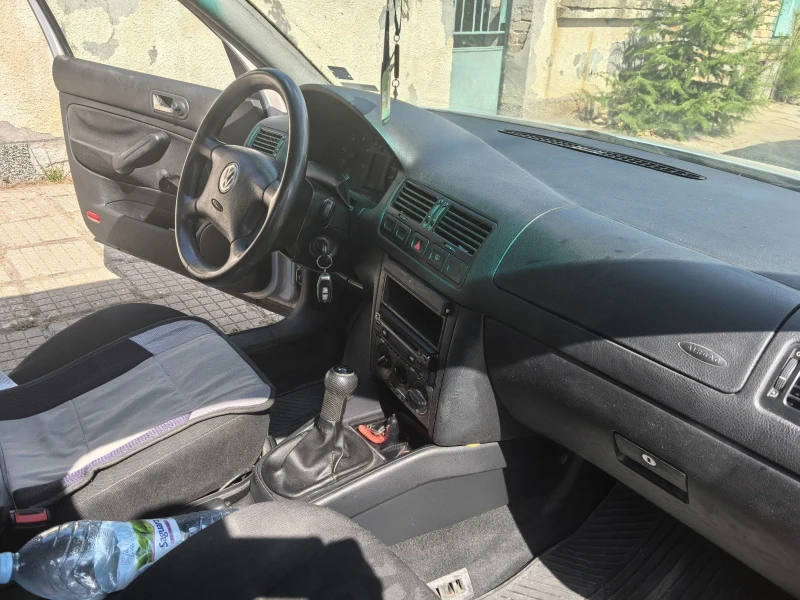 VW Bora, снимка 8 - Автомобили и джипове - 52434615