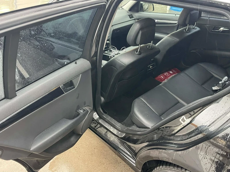 Mercedes-Benz 200 C200, снимка 7 - Автомобили и джипове - 52586321