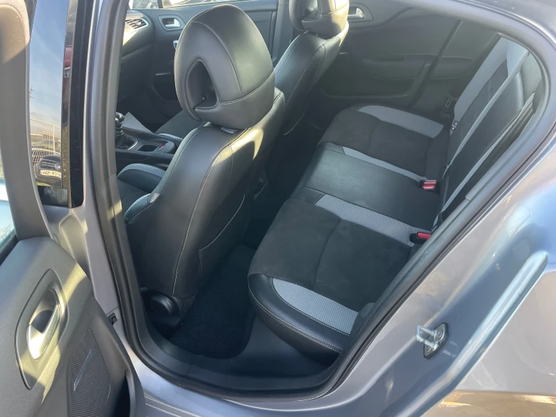 DS DS 4 Top, снимка 11 - Автомобили и джипове - 52713515