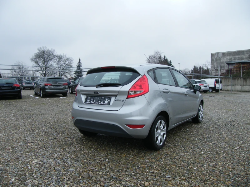 Ford Fiesta 1.2i 82000km., снимка 4 - Автомобили и джипове - 53372834