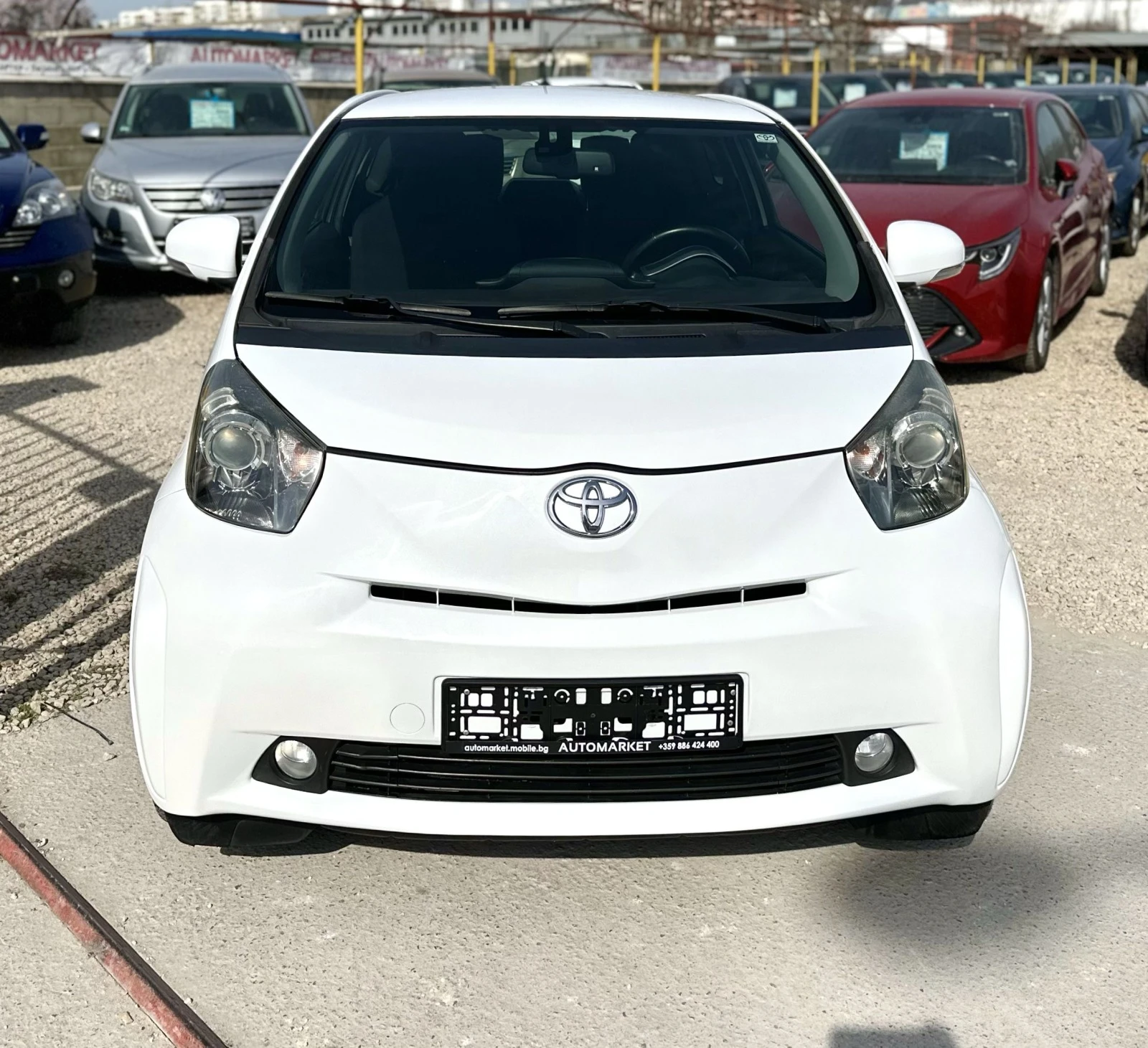 Toyota IQ 1.33i 99HP AUTOMATIC KEYLESS GO - изображение 2