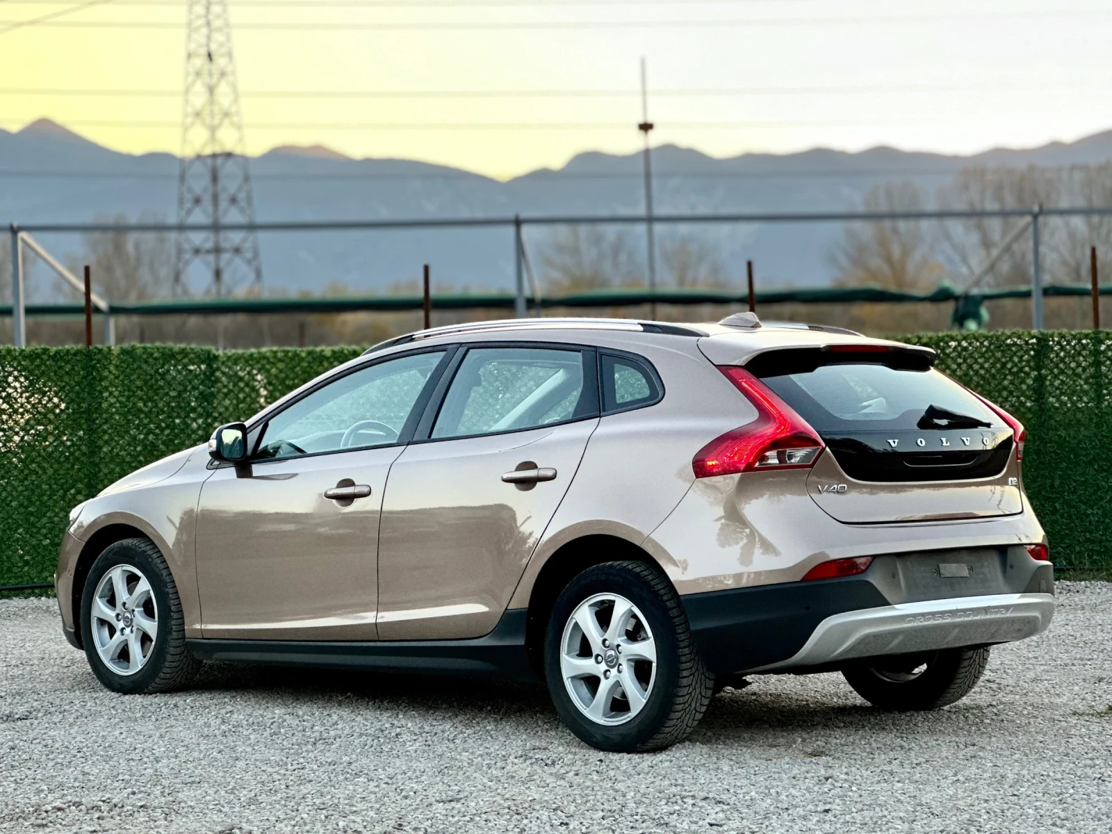 Volvo V40 Cross Country 1.6D * AVTOMAT* NAVI*  - изображение 7