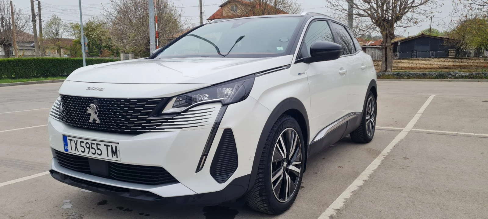 Peugeot 3008 GT Plug-in HYBRID 4x4 300HP 360Camera * масаж  - изображение 2