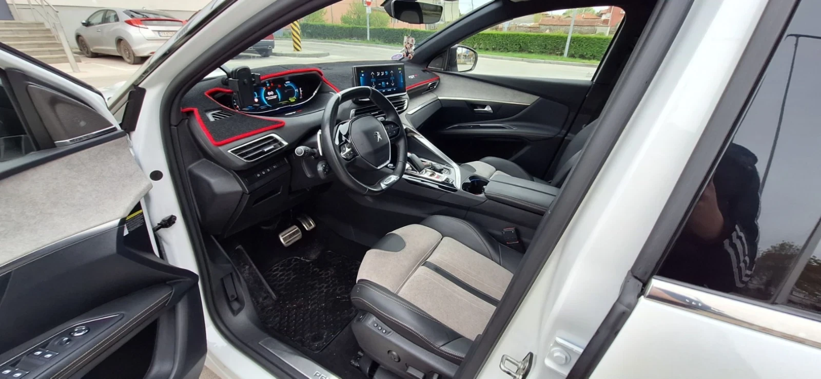 Peugeot 3008 GT Plug-in HYBRID 4x4 300HP 360Camera *   | Mobile.bg   14