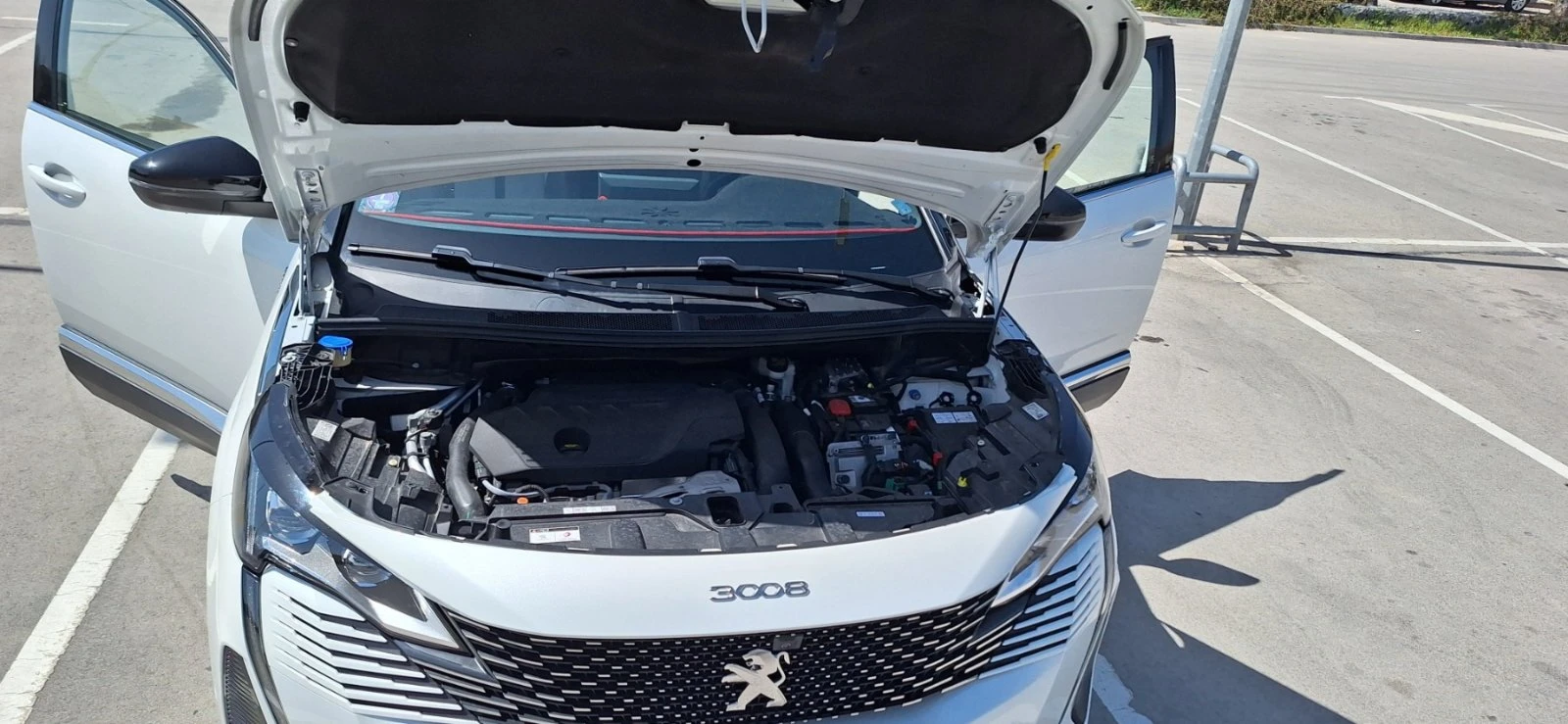 Peugeot 3008 GT Plug-in HYBRID 4WD 299HP 360Camera * масаж  - изображение 7