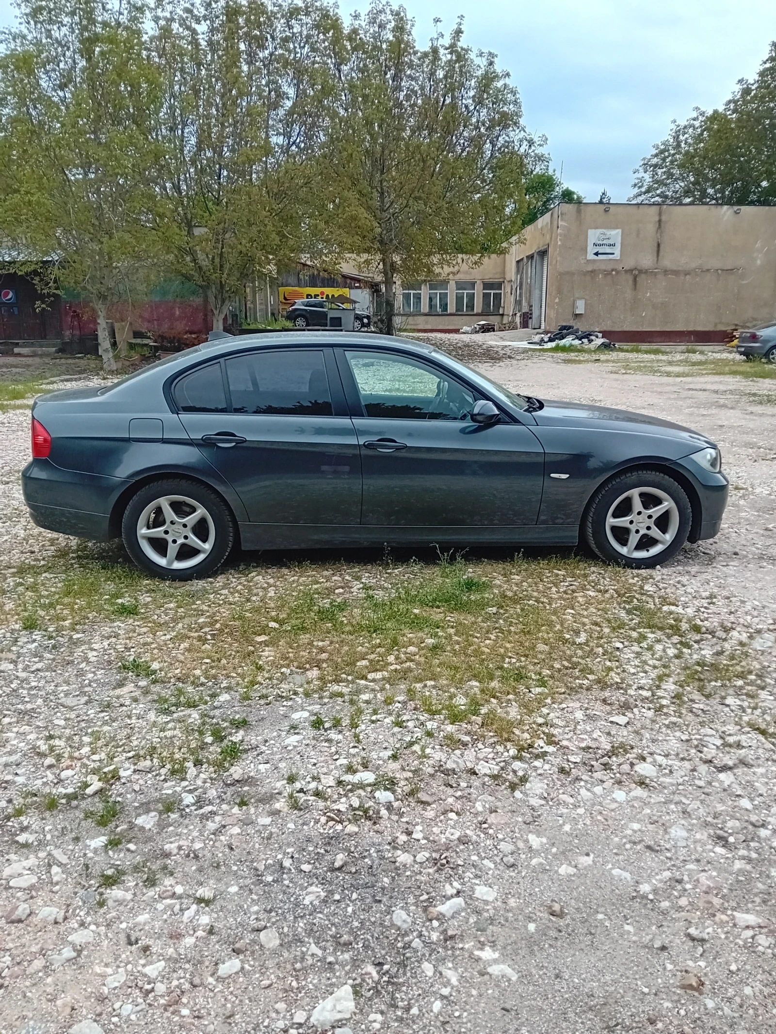 BMW 318 318 Lim 2, 0i 129hp - изображение 7