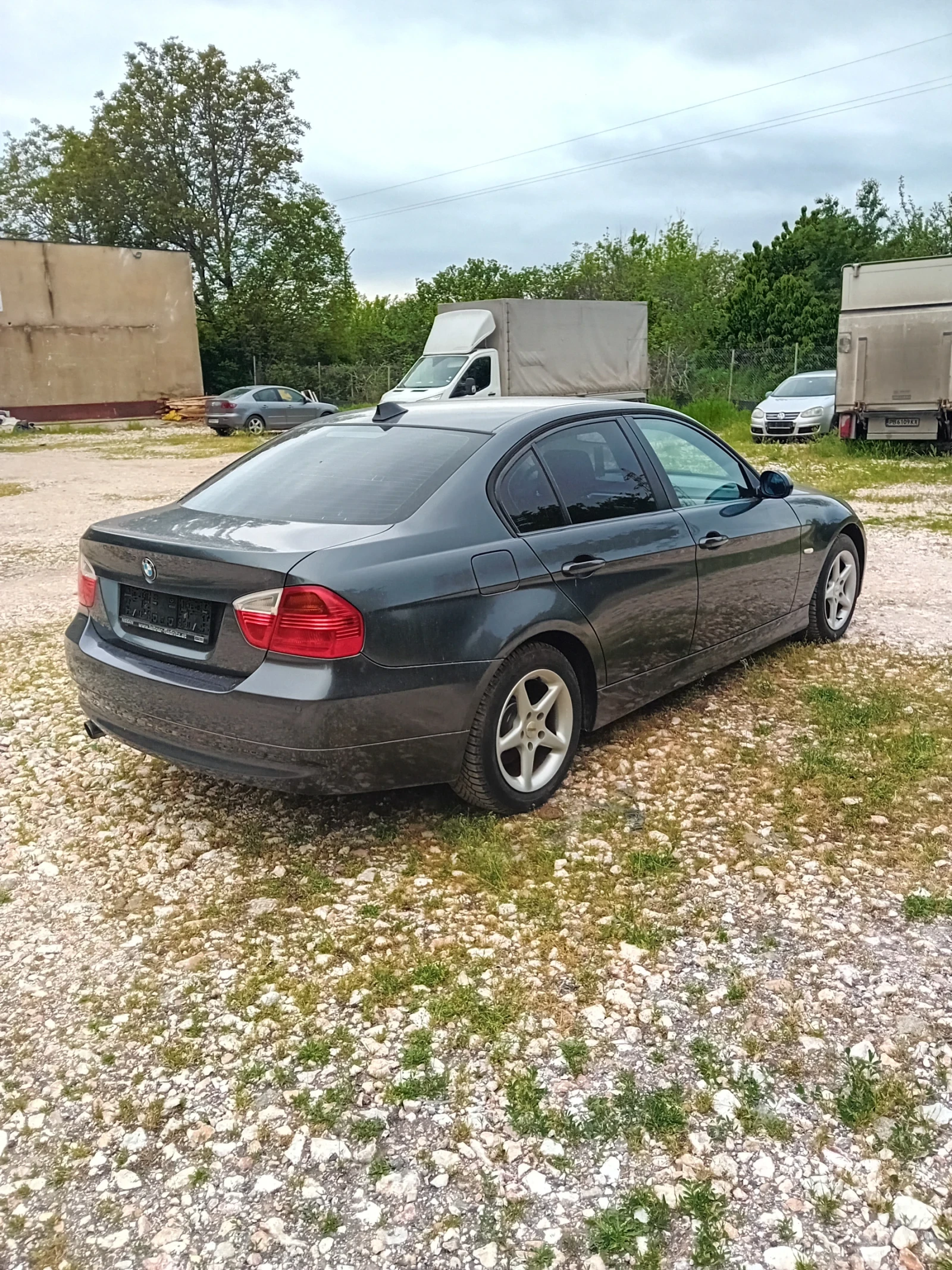 BMW 318 318 Lim 2, 0i 129hp - изображение 5