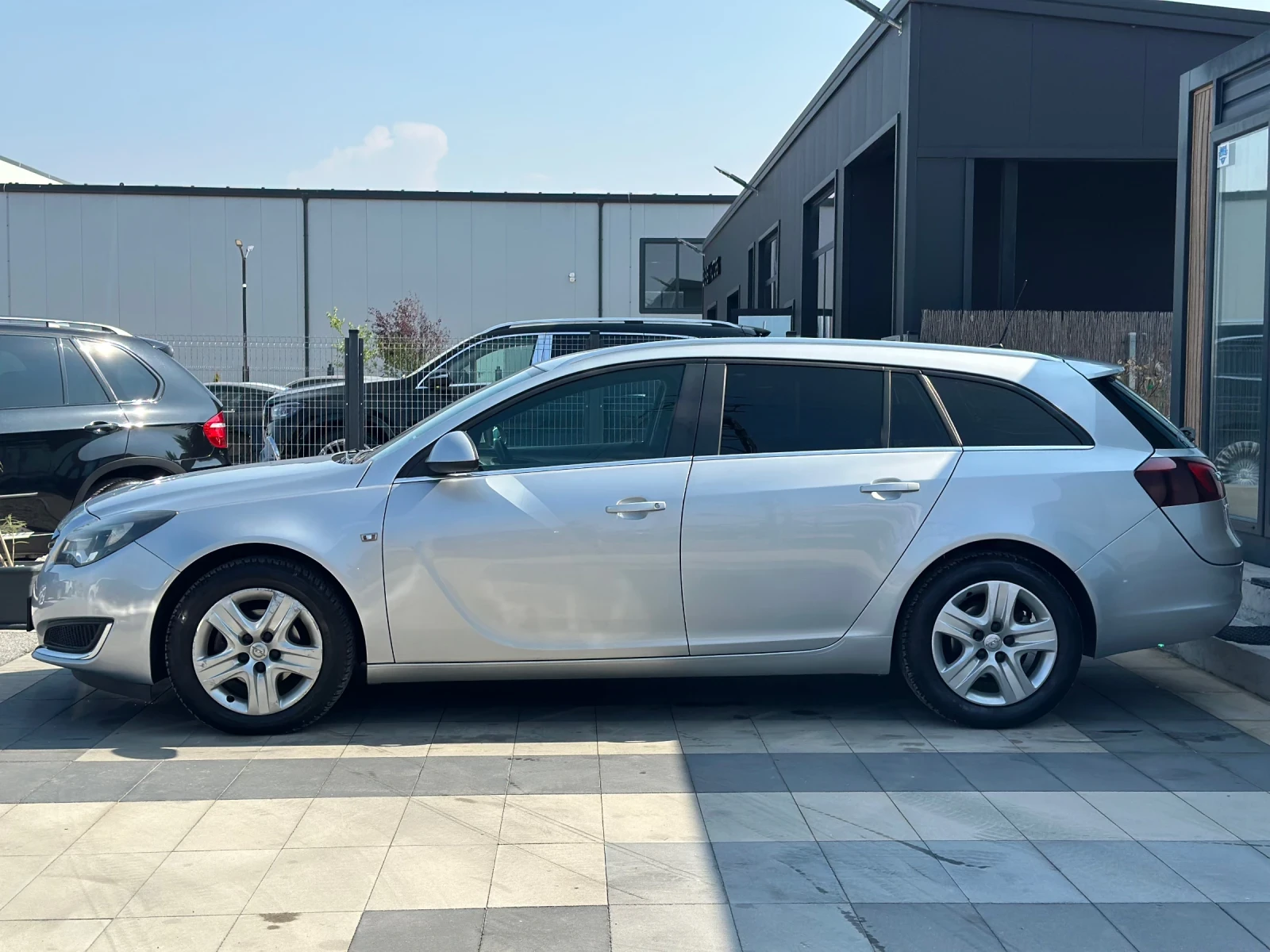 Opel Insignia * 2.0CDTI* Сервизна История*  - изображение 6