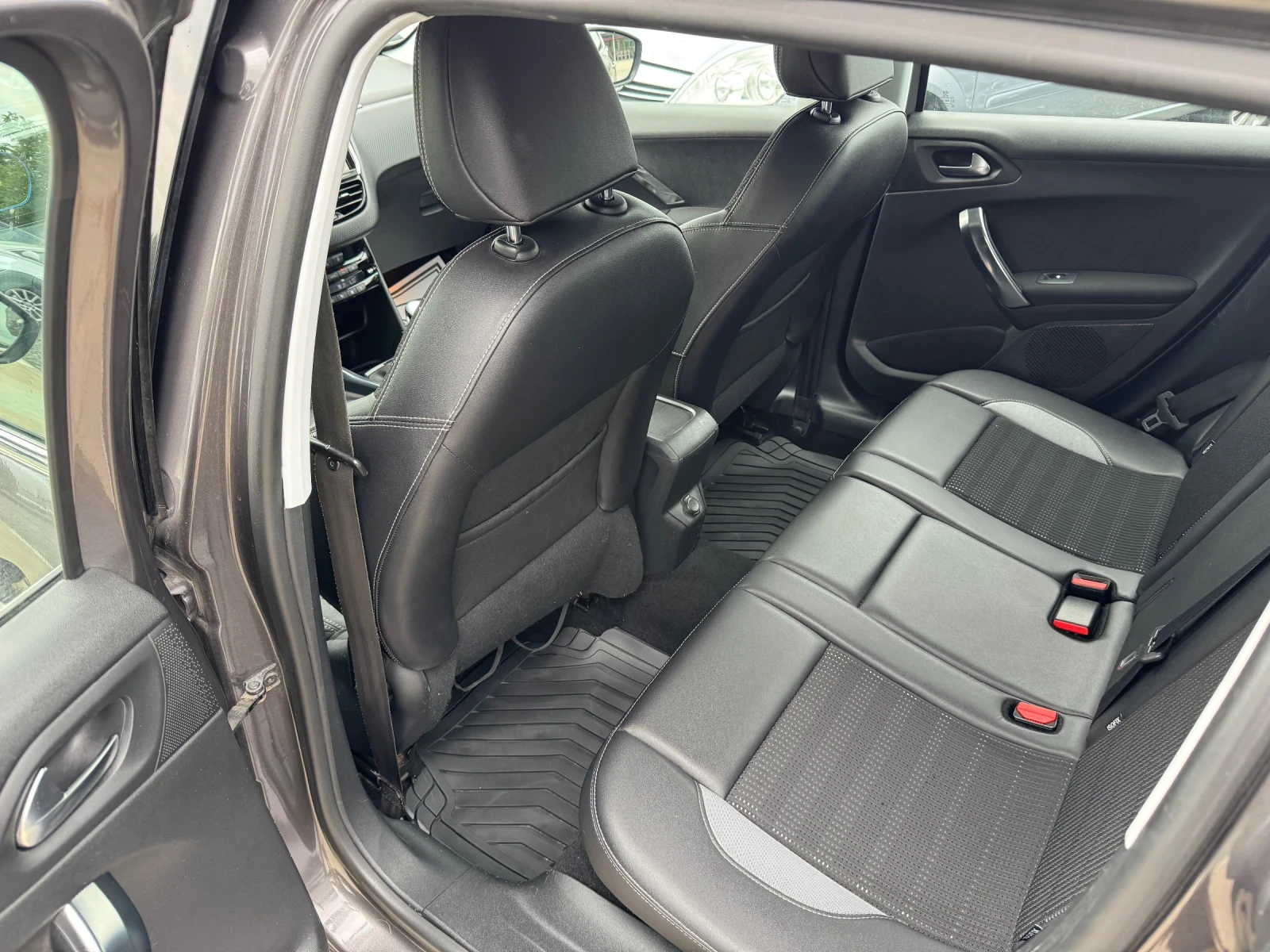 Peugeot 2008 1.6 EHDi   LED   NAVI   EURO5 | Mobile.bg   12