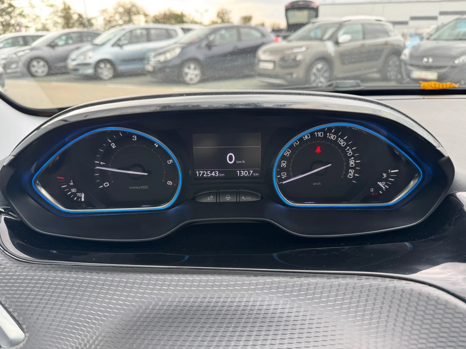 Peugeot 2008 1.6 EHDi   LED   NAVI   EURO5 | Mobile.bg   17