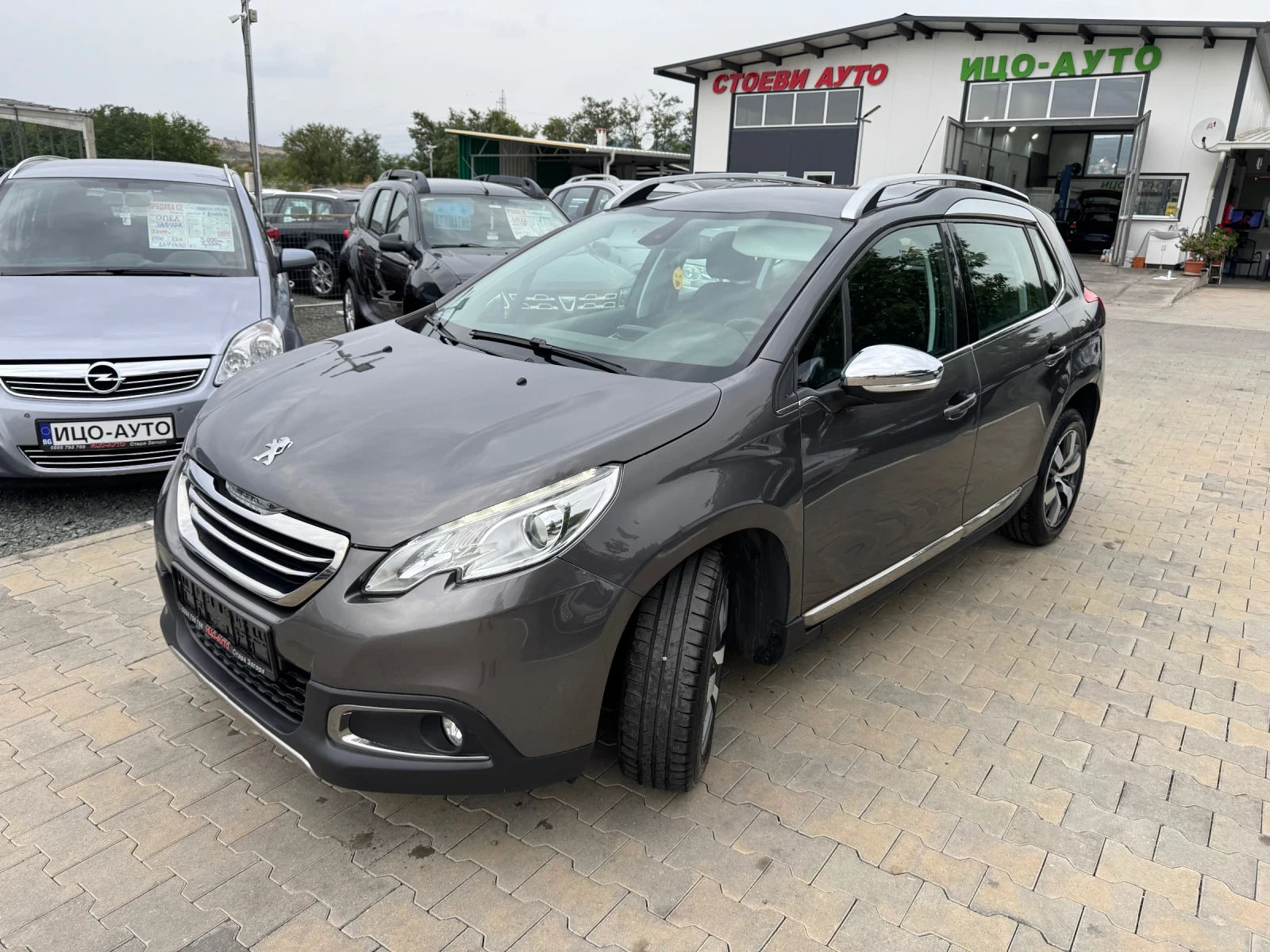 Peugeot 2008 1.6 EHDi   LED   NAVI   EURO5 - изображение 3