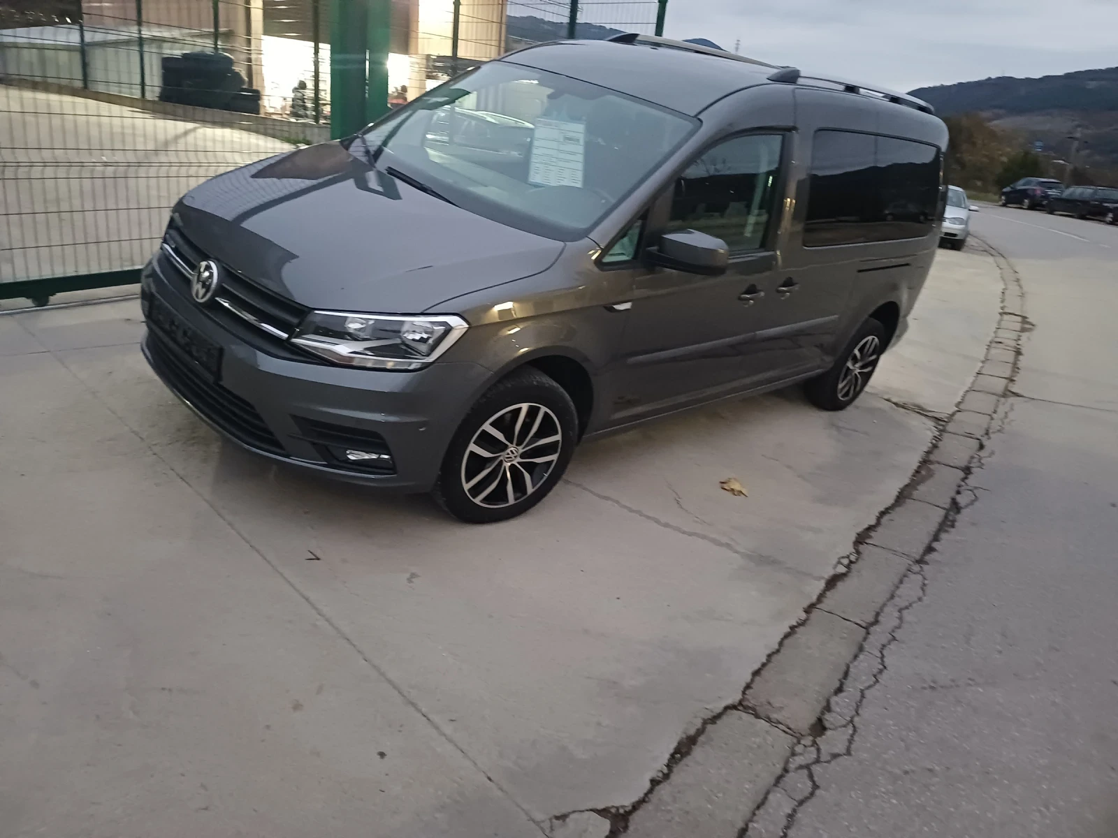 VW Caddy 1.4 tgi metan, 7  maxi  | Mobile.bg   1
