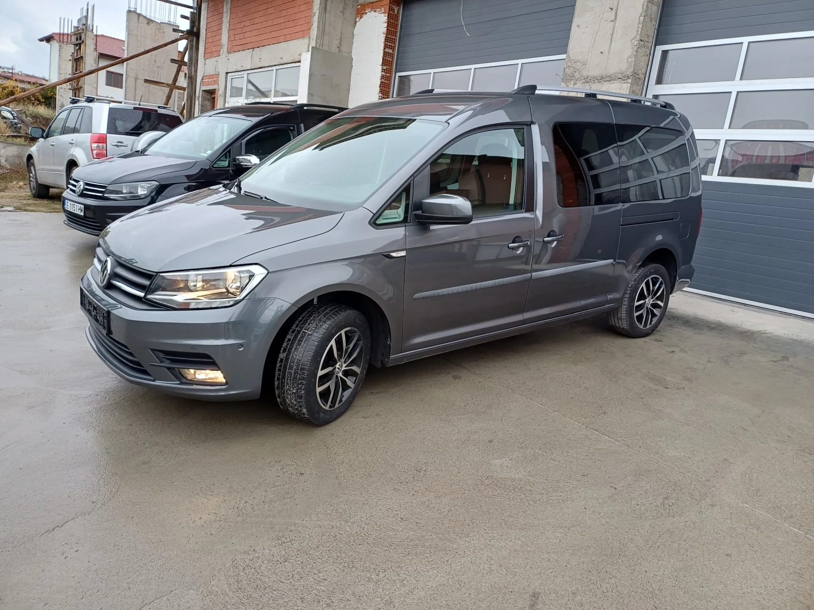 VW Caddy 1.4 tgi metan, 7  maxi  | Mobile.bg   11