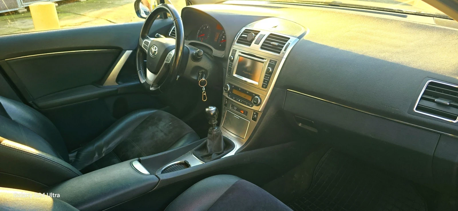 Toyota Avensis 2.0 D-4D - изображение 8