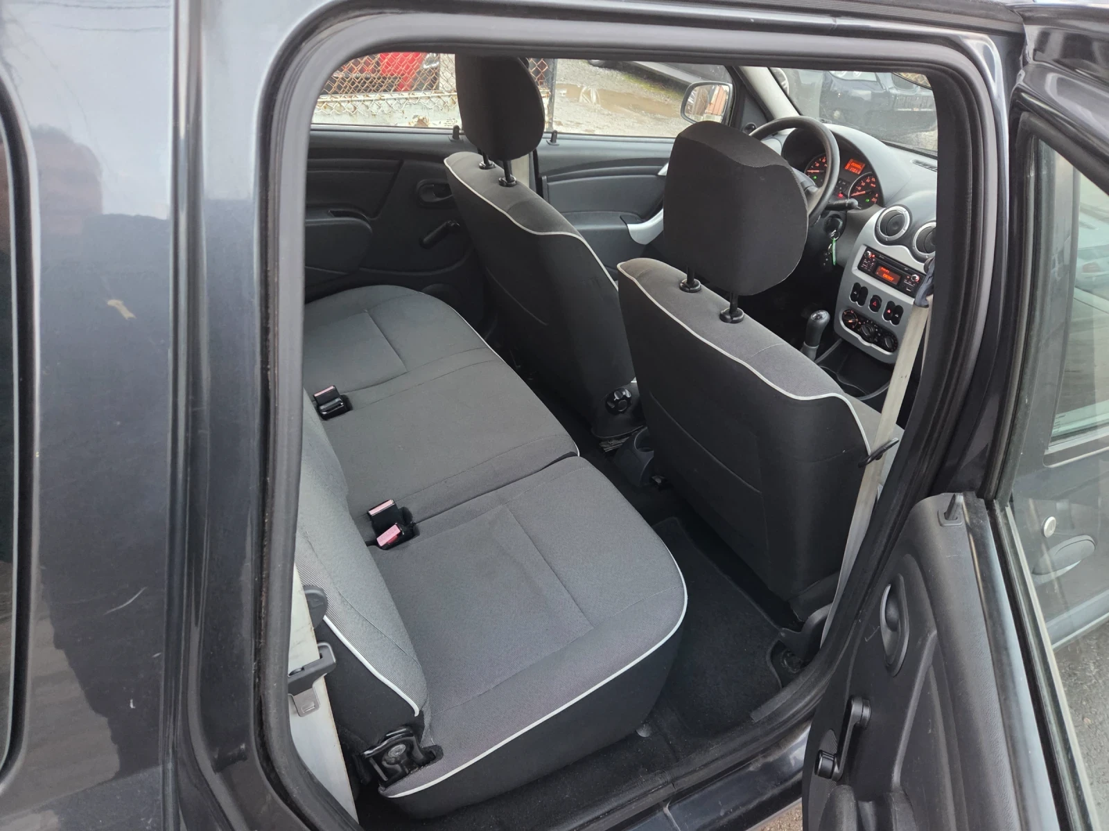 Dacia Logan 1, 600 EURO5B  - изображение 8