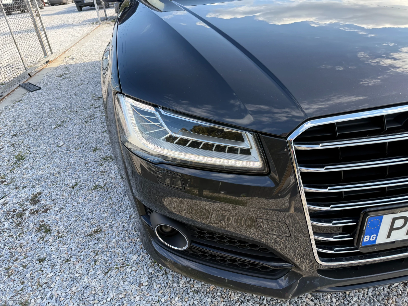 Audi A8 S Line Отлично състояние, снимка 7 - Автомобили и джипове - 53713771