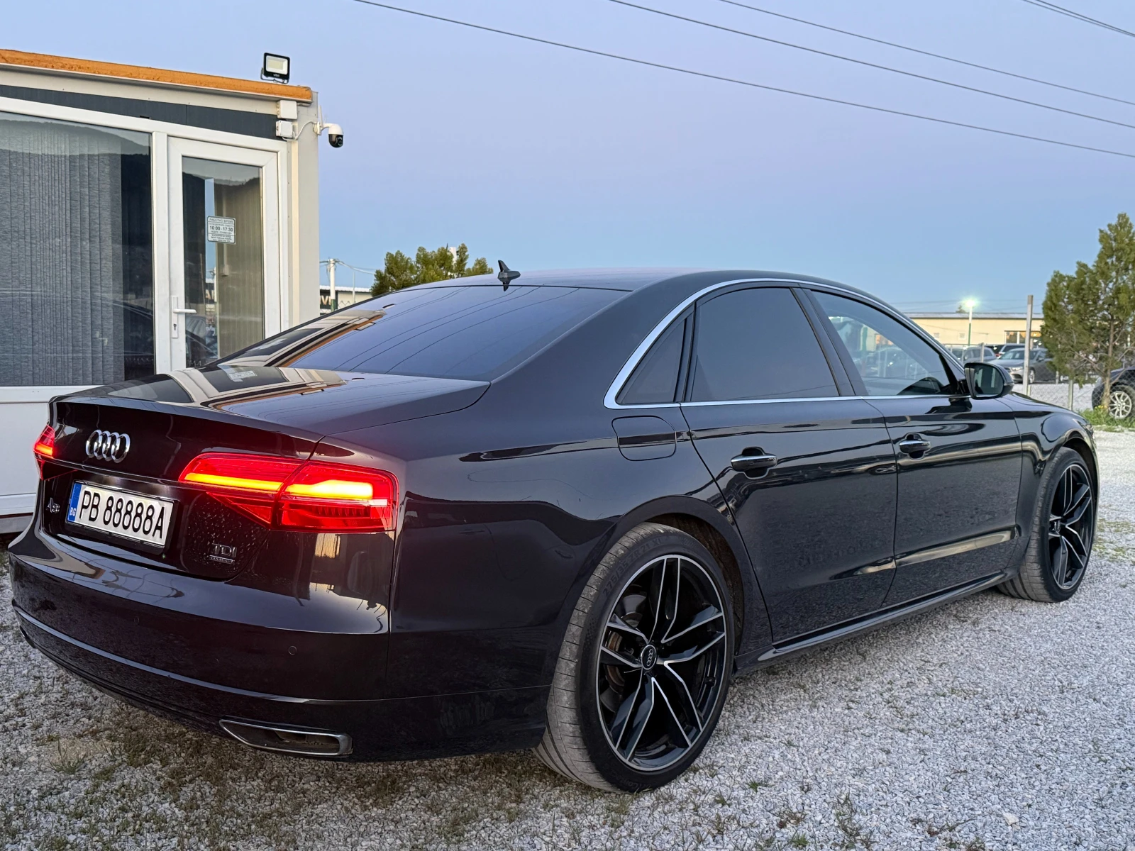 Audi A8 S Line Отлично състояние, снимка 6 - Автомобили и джипове - 53713771