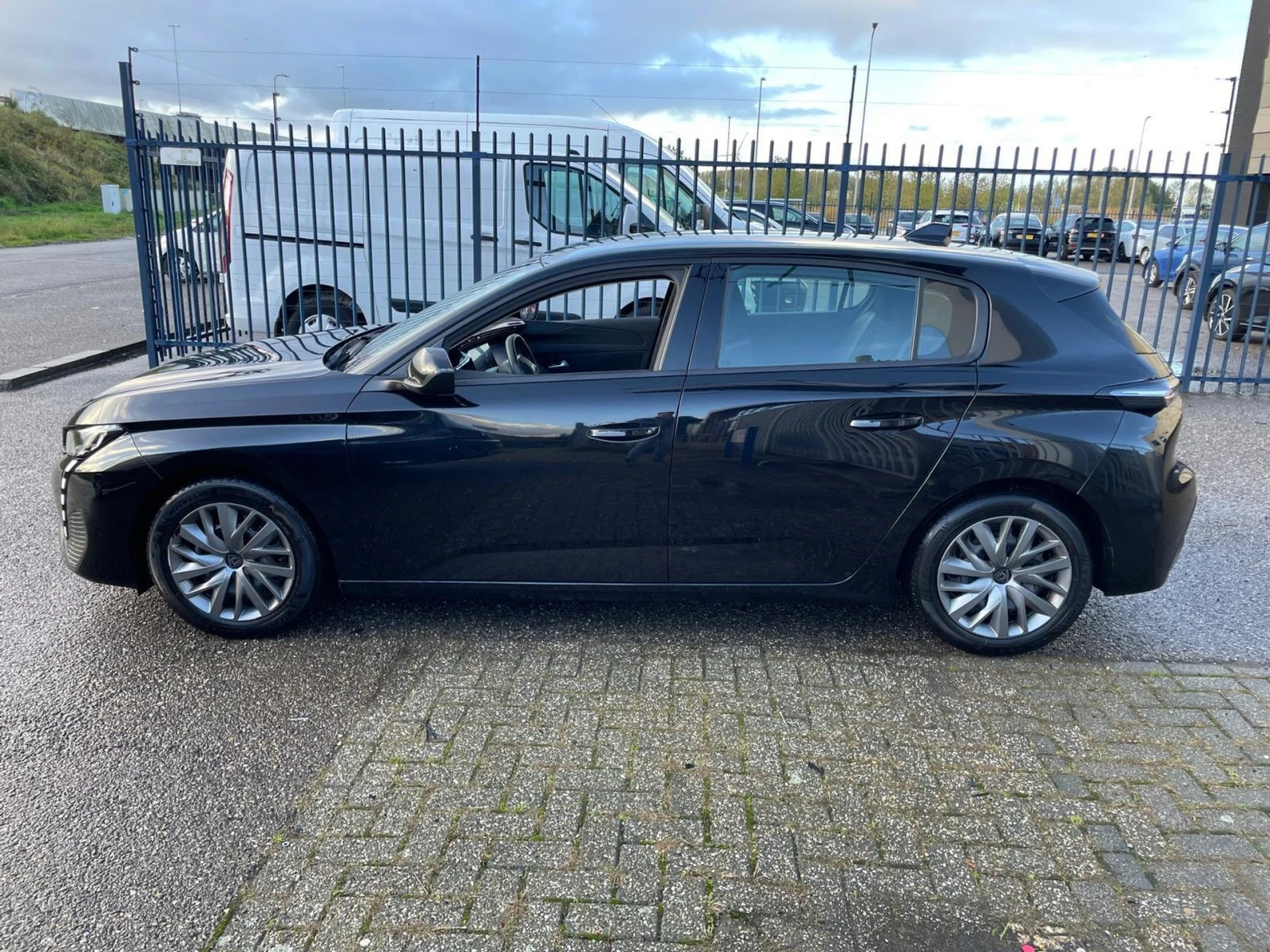 Peugeot 308 1.2i Active Pack | Mobile.bg � ����������� 6