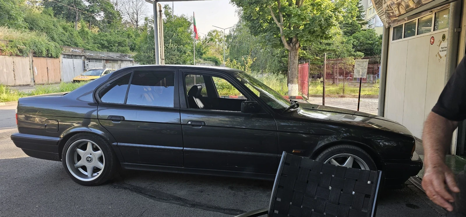 BMW 525, снимка 14 - Автомобили и джипове - 54192388