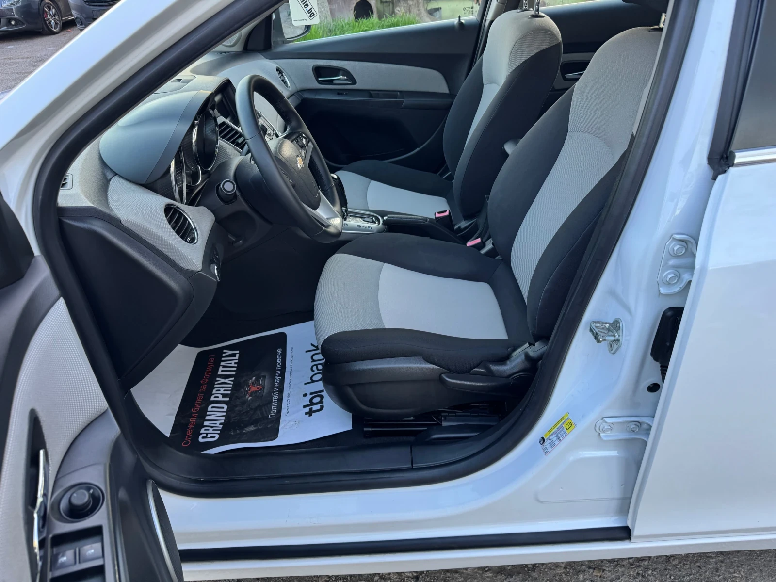 Chevrolet Cruze 2.0tdi-163кс! АВТОМАТ!, снимка 9 - Автомобили и джипове - 54400148