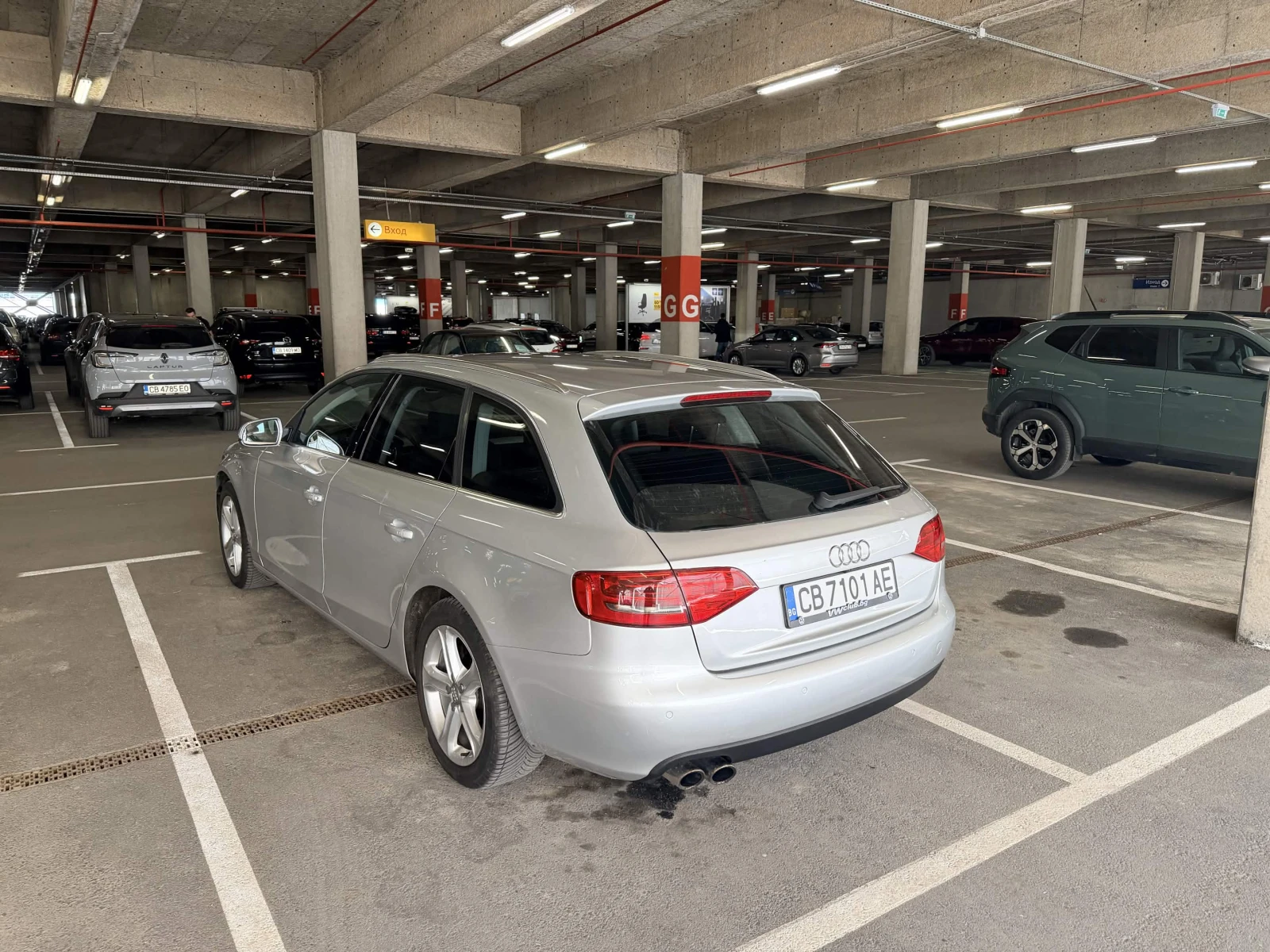 Audi A4 B8, снимка 5 - Автомобили и джипове - 54440352