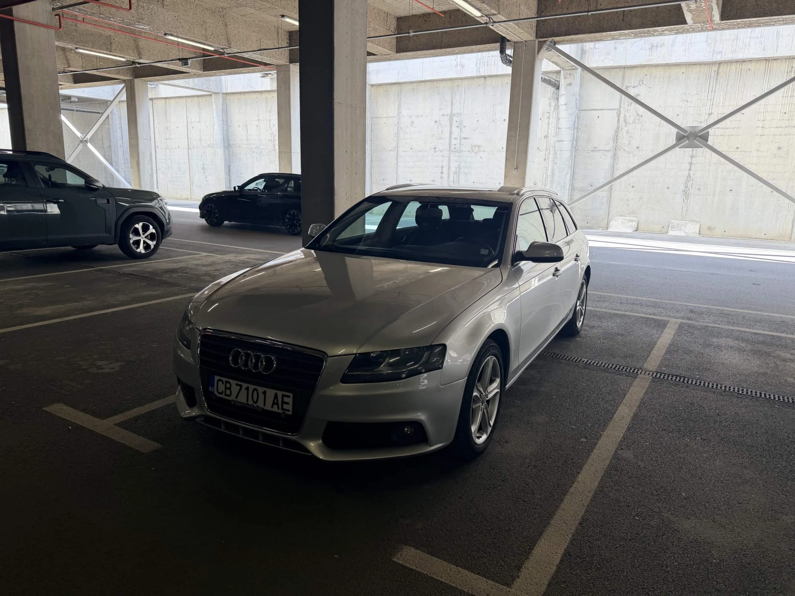 Audi A4 B8, снимка 2 - Автомобили и джипове - 54440352